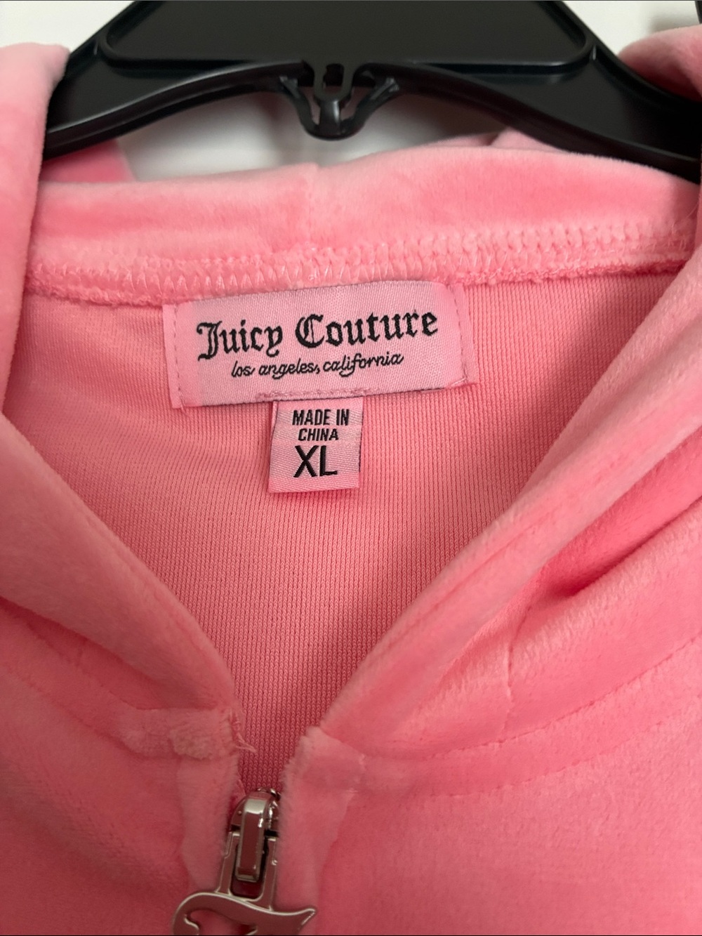 Juicy Couture Pink Velour Zip Hoodie & Rhinestone Logo Sweatpants Set - Picture 4 of 5